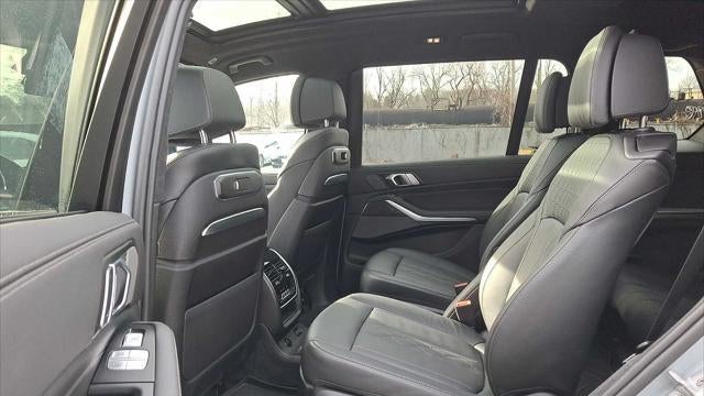 2024 BMW X7 M60i