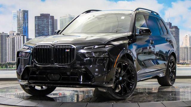 2025 BMW X7 M60i