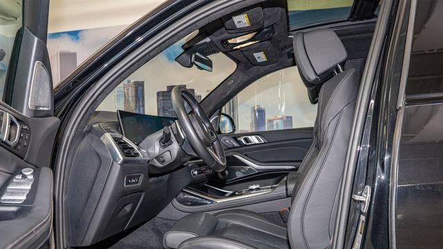 2025 BMW X7 M60i