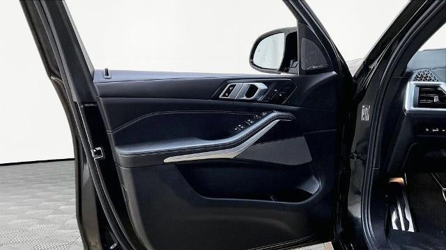 2024 BMW X5 M60i
