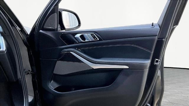 2024 BMW X5 M60i