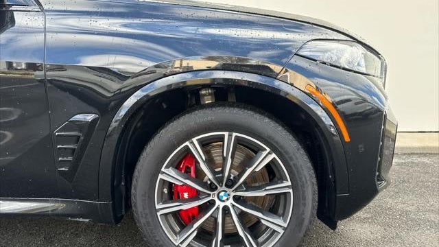 2026 BMW X5 M60i