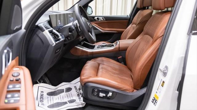 2024 BMW X5 M60i