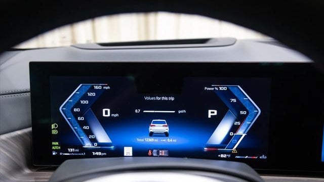 2024 BMW X5 M60i