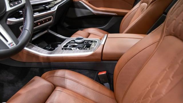 2024 BMW X5 M60i
