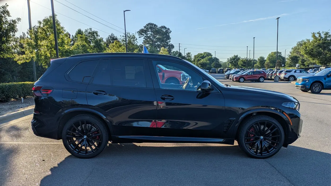 2026 BMW X5 M60i