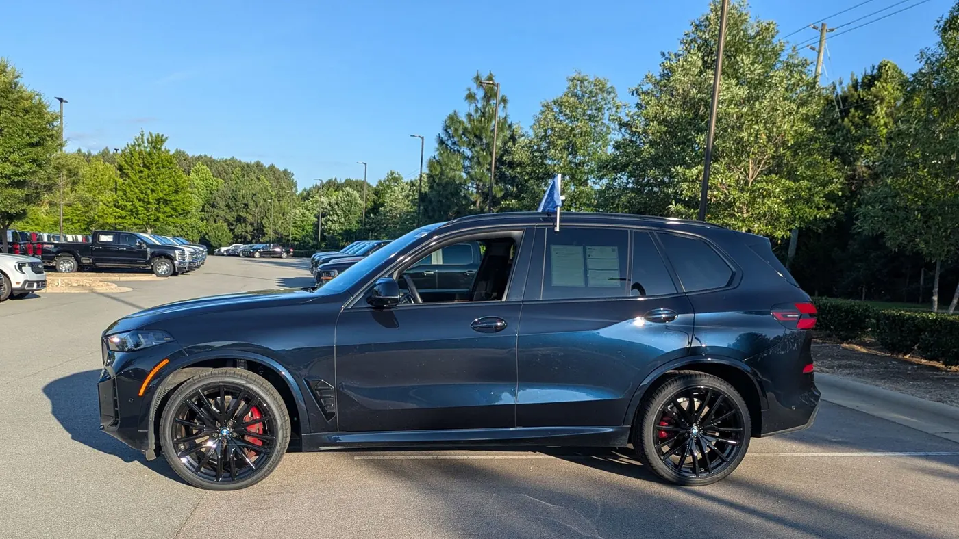 2026 BMW X5 M60i