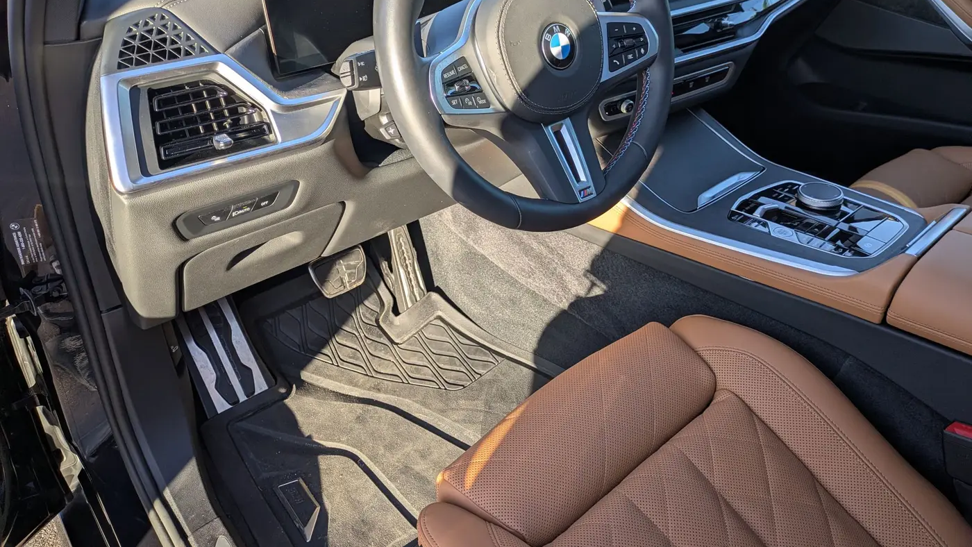 2026 BMW X5 M60i