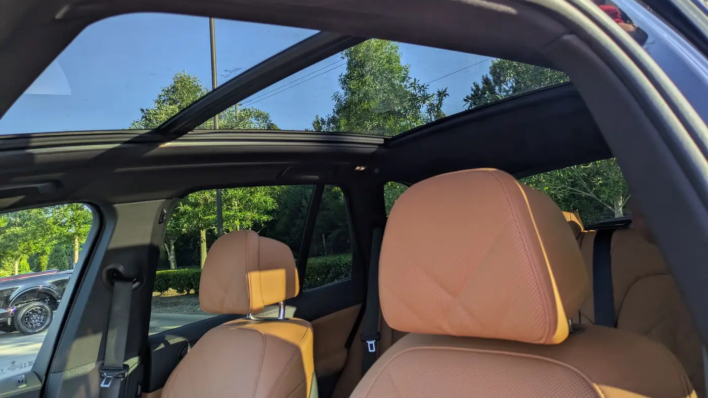 2026 BMW X5 M60i