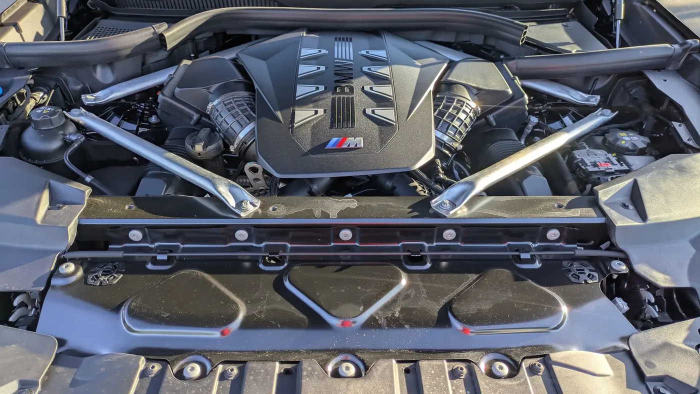 2026 BMW X5 M60i