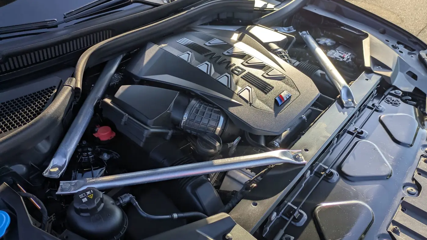 2026 BMW X5 M60i