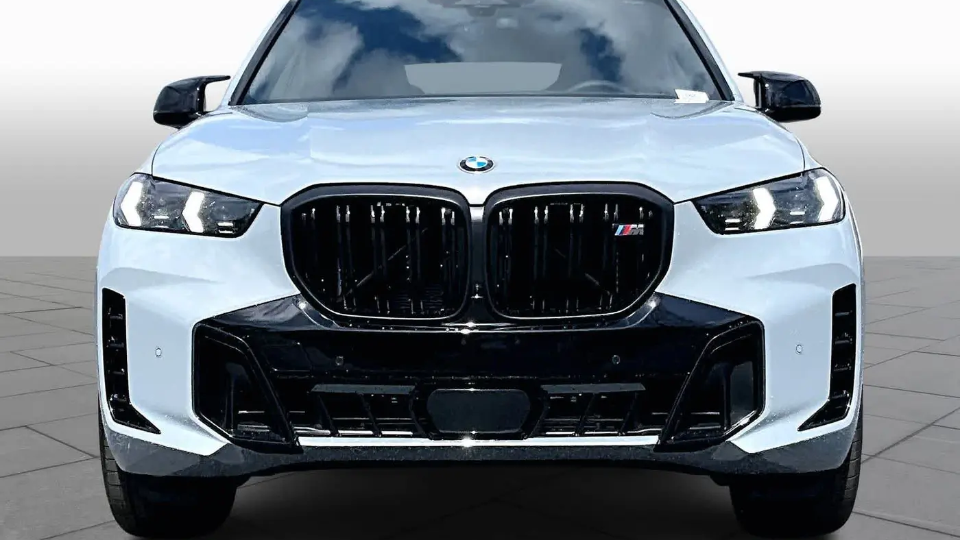 2026 BMW X5 M60i
