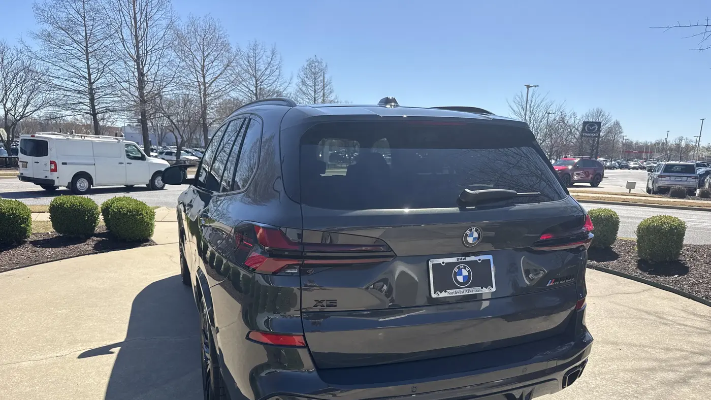 2026 BMW X5 M60i