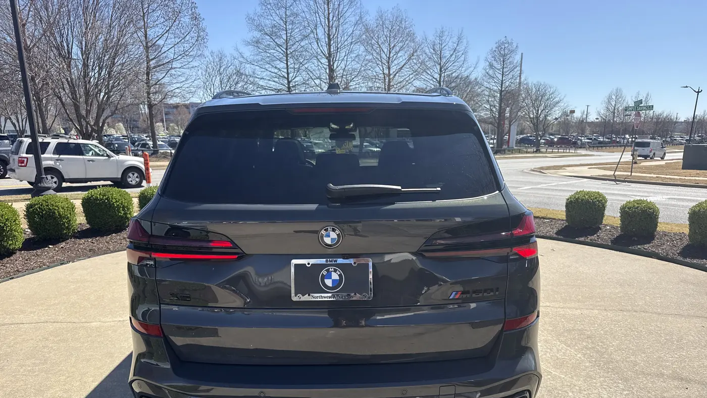 2026 BMW X5 M60i