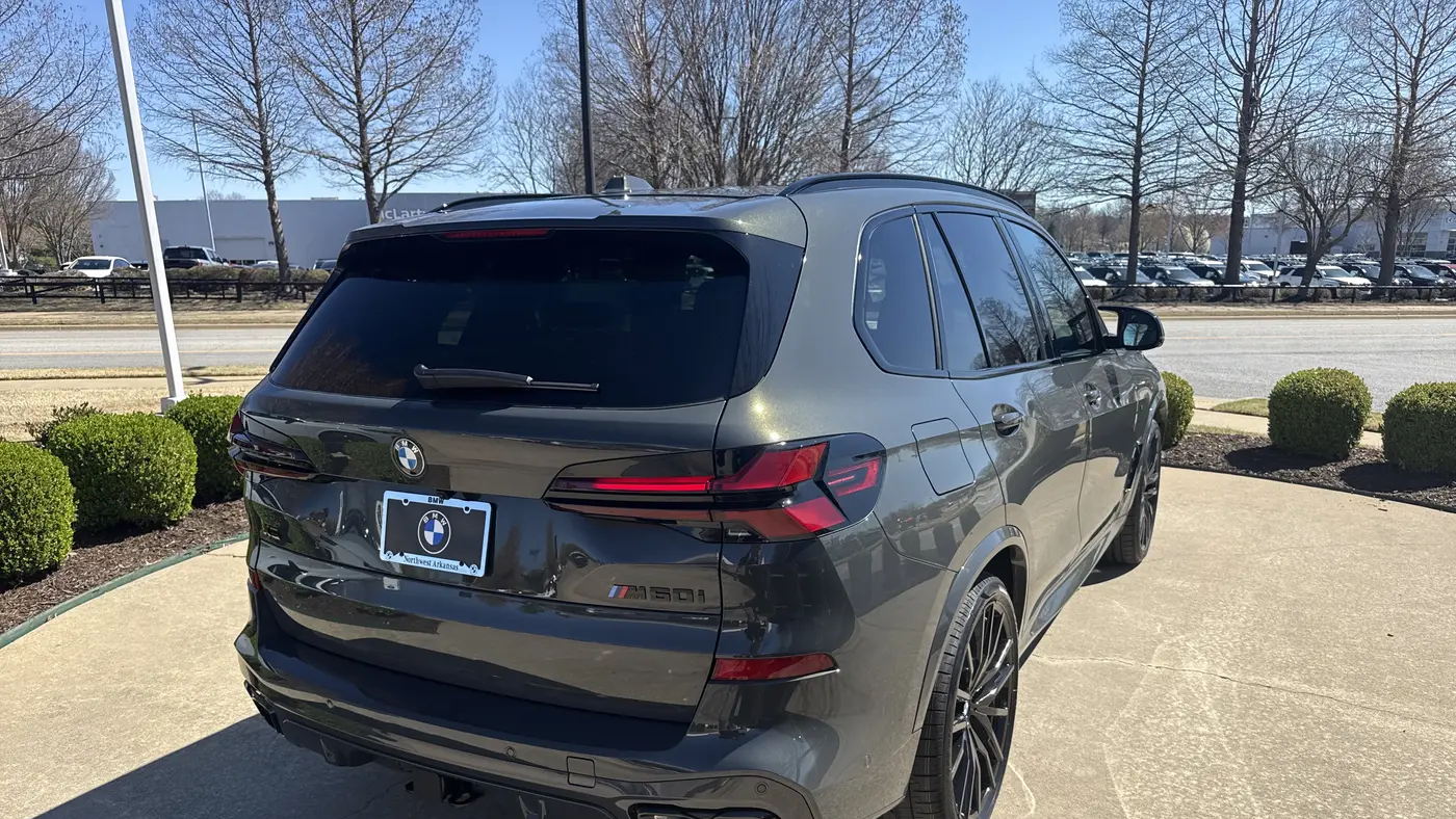 2026 BMW X5 M60i