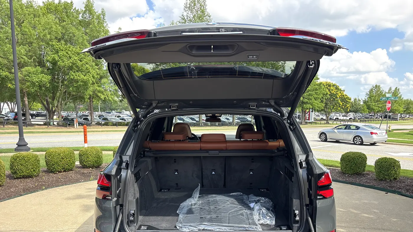 2026 BMW X5 M60i