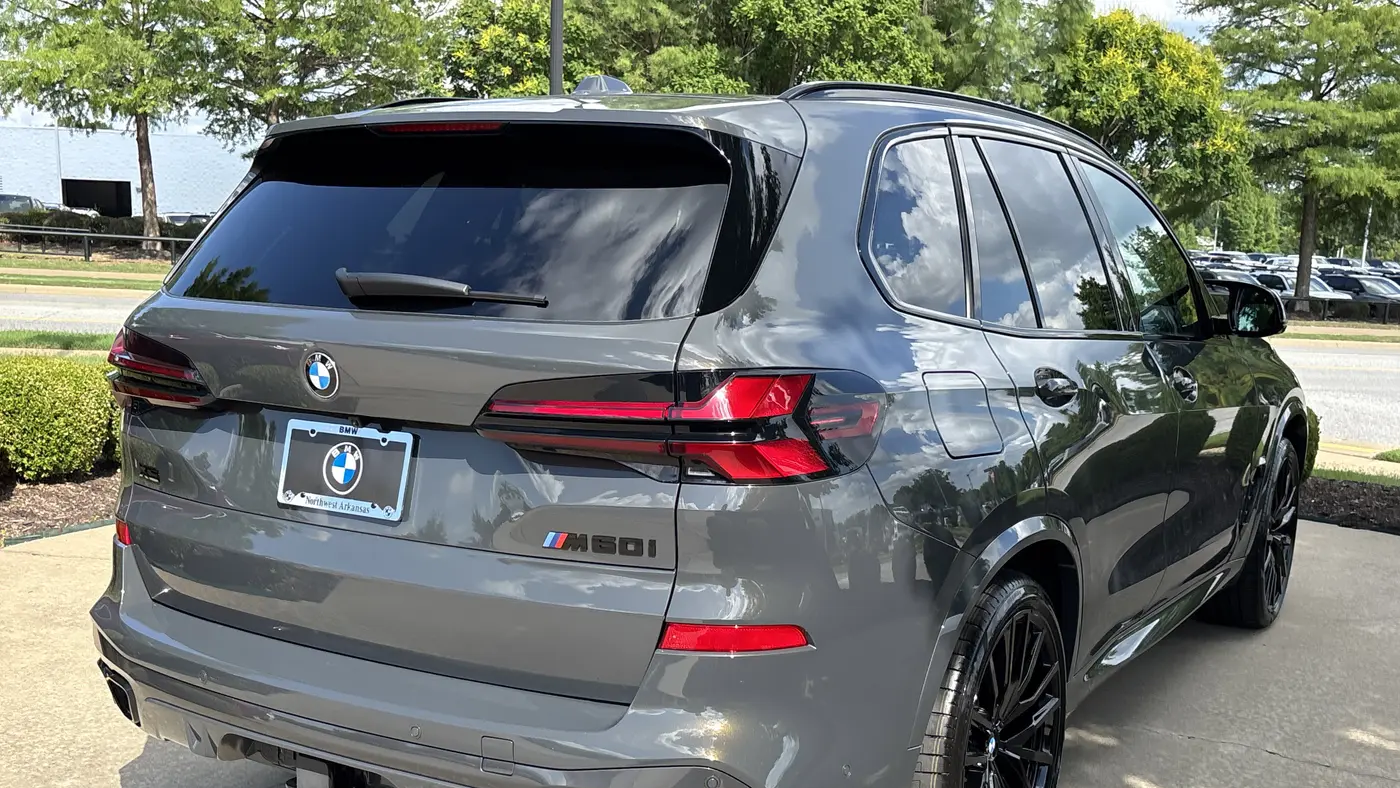 2026 BMW X5 M60i