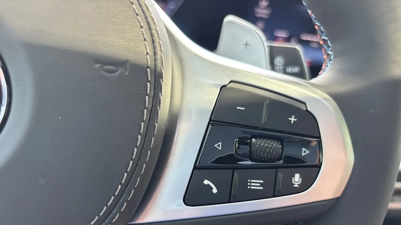 2026 BMW X5 M60i