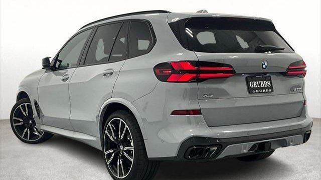 2025 BMW X5 M60i