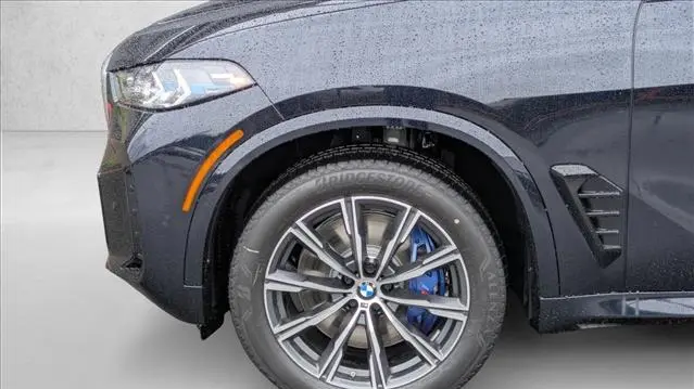 2026 BMW X5 M60i