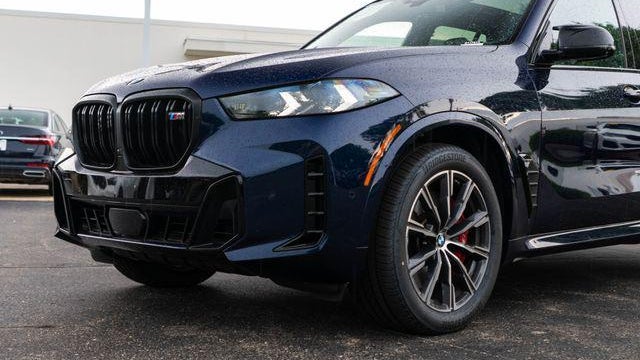 2024 BMW X5 M60i