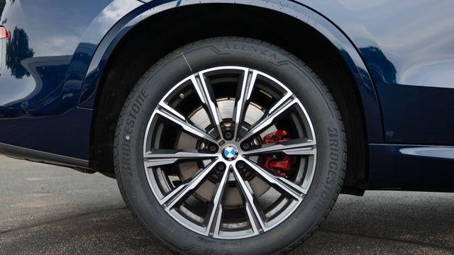 2024 BMW X5 M60i