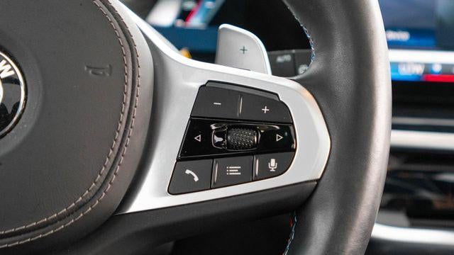 2024 BMW X5 M60i