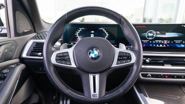 2024 BMW X5 M60i