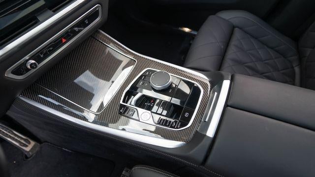 2024 BMW X5 M60i