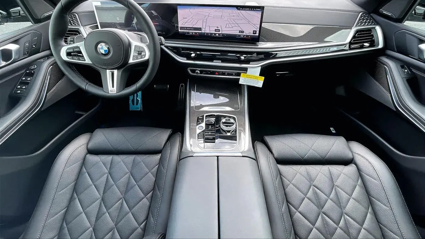 2026 BMW X5 M60i