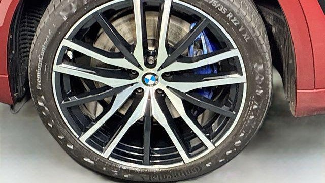 2024 BMW X5 M60i