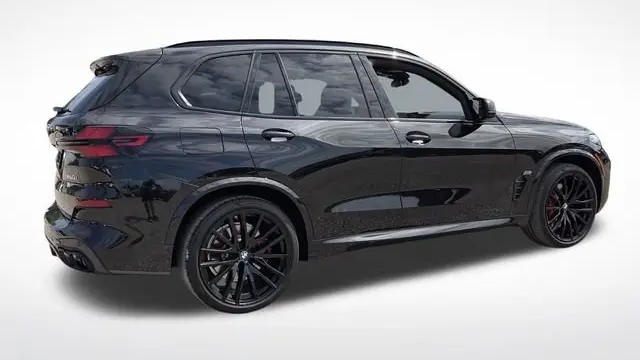 2025 BMW X5 M60i