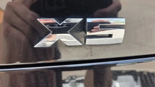 2025 BMW X5 M60i