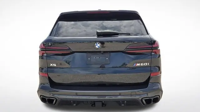 2025 BMW X5 M60i