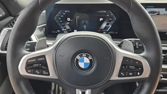 2025 BMW X5 M60i