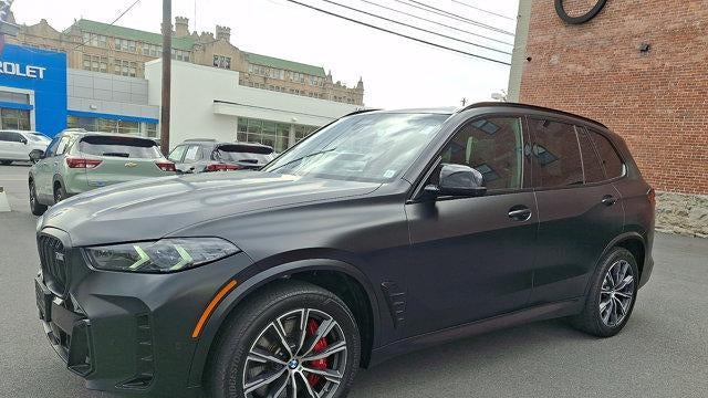 2024 BMW X5 M60i