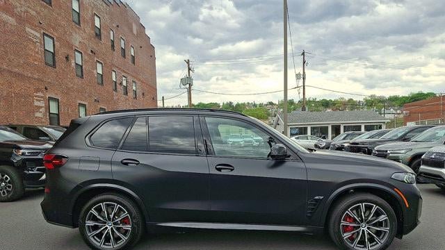 2024 BMW X5 M60i