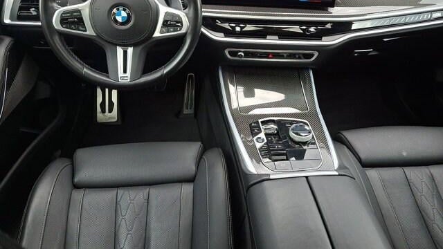 2024 BMW X5 M60i