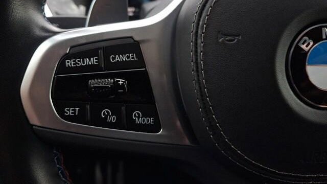 2024 BMW X5 M60i