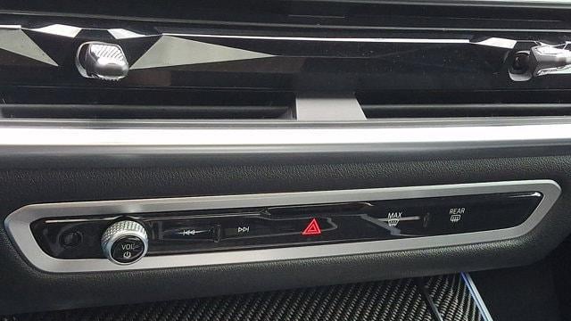 2024 BMW X5 M60i
