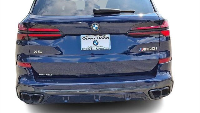 2025 BMW X5 M60i
