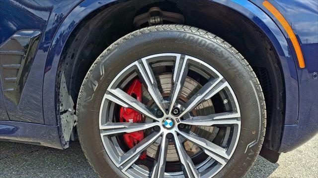 2025 BMW X5 M60i
