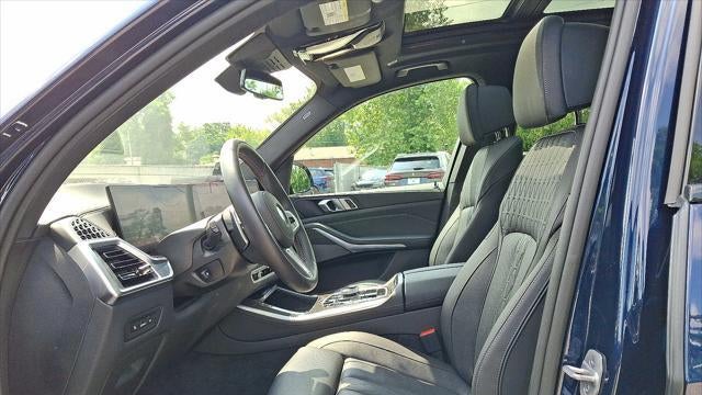 2025 BMW X5 M60i