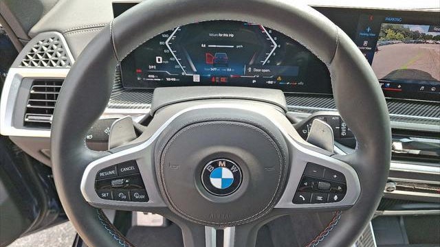 2025 BMW X5 M60i
