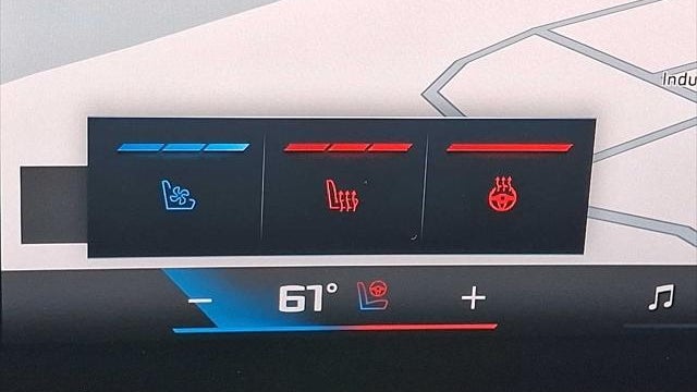 2025 BMW X5 M60i