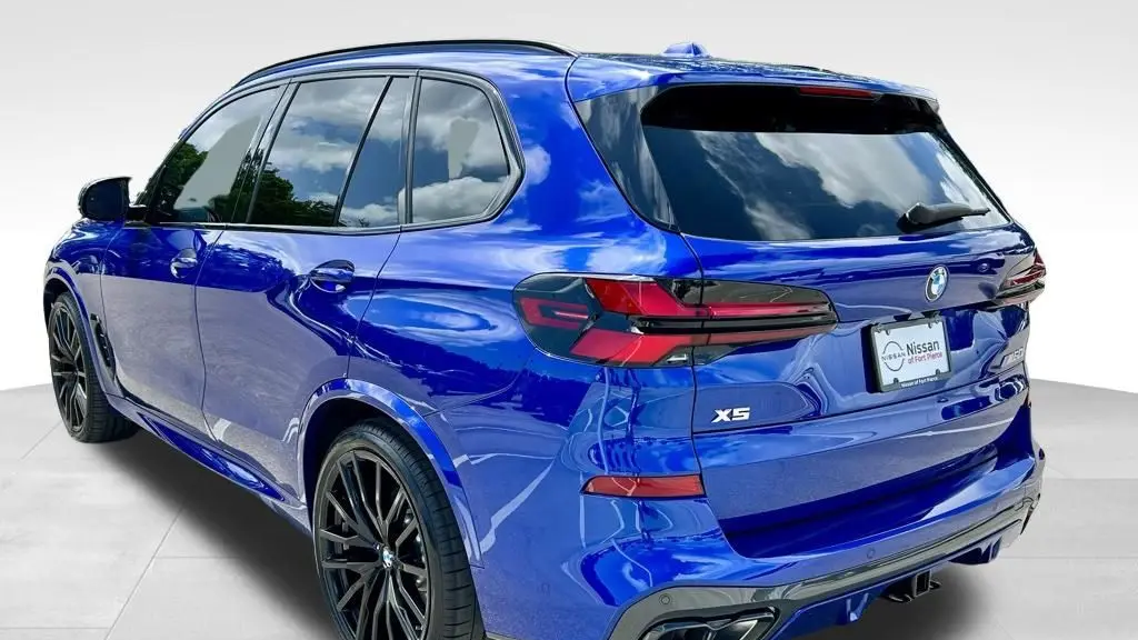2026 BMW X5 M60i
