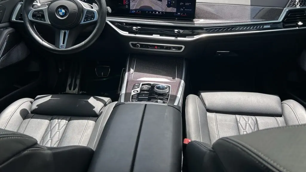 2026 BMW X5 M60i