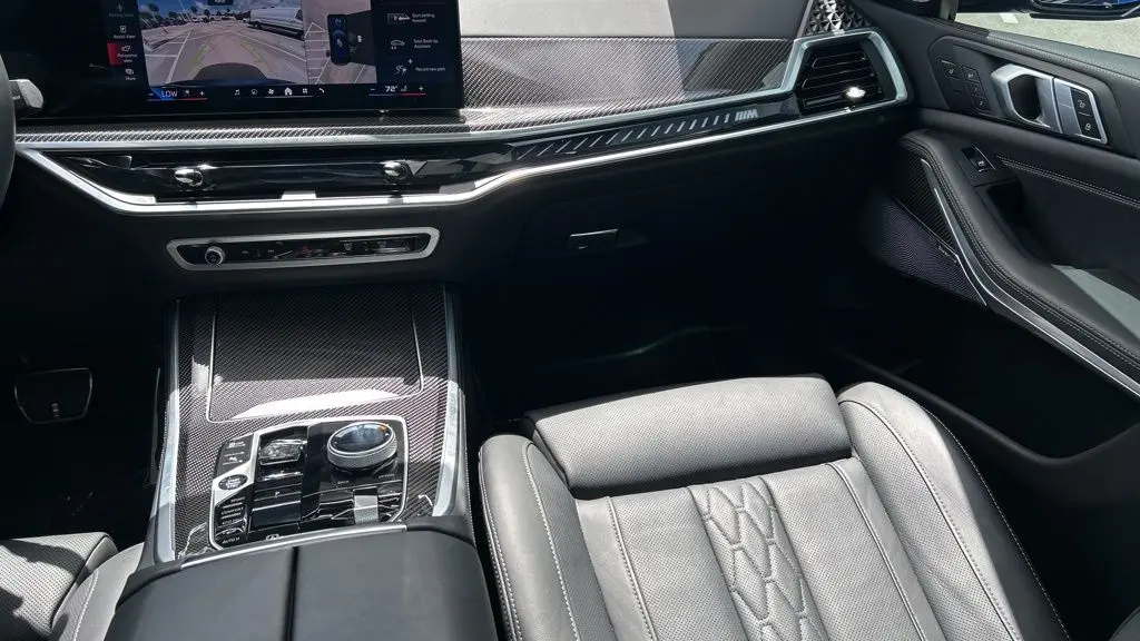 2026 BMW X5 M60i