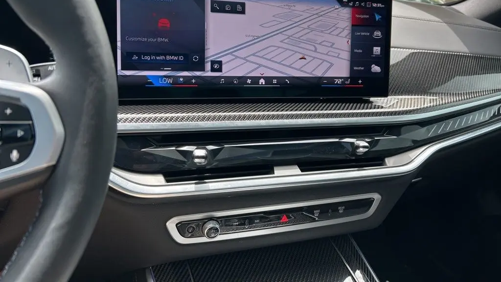 2026 BMW X5 M60i
