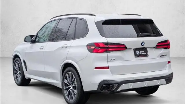 2026 BMW X5 M60i